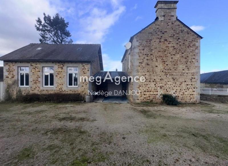 Maison - 122 m² - 9 pièces