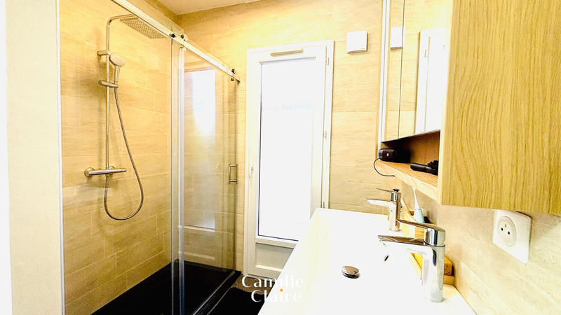 Appartement - 101 m² - 4 pièces