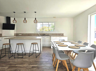 Maison - 94 m² - 4 pièces