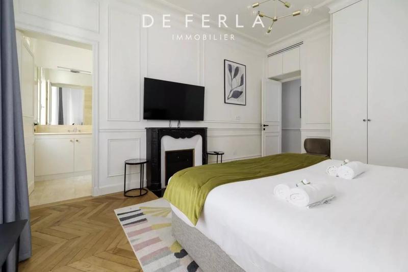 Appartement - 215 m² - 6 pièces