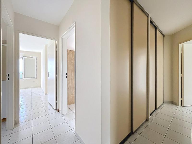 Appartement - 94 m² - 4 pièces