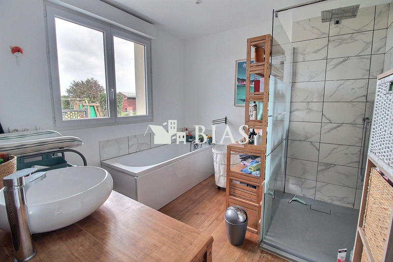 Maison - 109 m² - 5 pièces