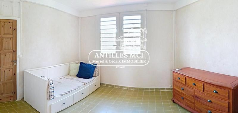 Villa - 218 m² - 9 pièces