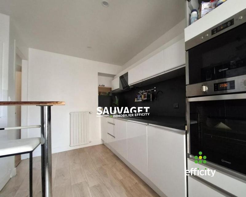 Appartement - 97 m² - 4 pièces