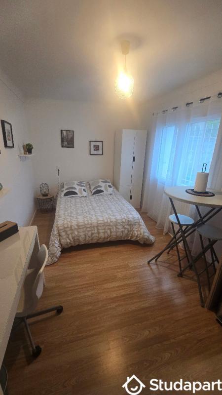 Chambre - 17 m² - 1 pièce