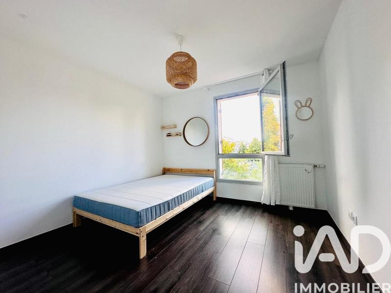 Appartement - 81 m² - 4 pièces