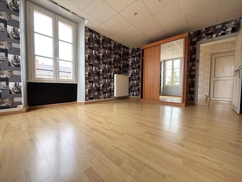 Maison - 268 m² - 7 pièces