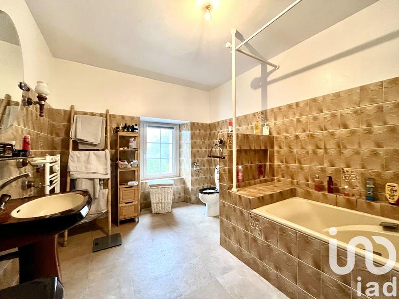 Maison - 170 m² - 7 pièces