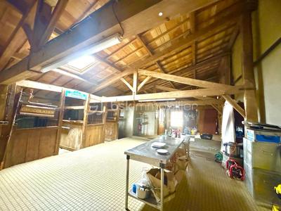 Maison ancienne - 202 m² - 9 pièces