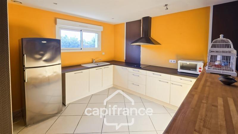 Maison - 428 m² - 8 pièces