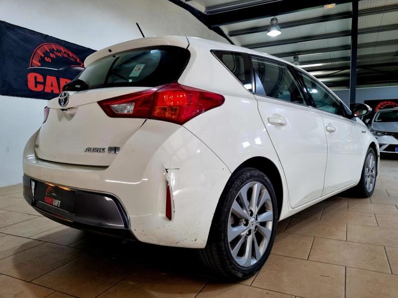 Toyota Auris 1.8 Vvt-i Hsd Cvt Hybride 99 ch Dynamic - Garantie 6 Mois