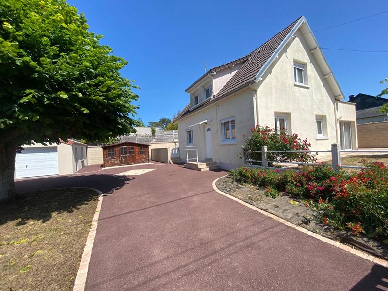 Maison - 120 m² - 6 pièces