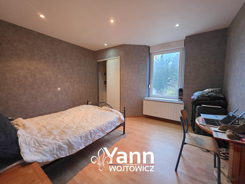 Maison - 350 m² - 11 pièces