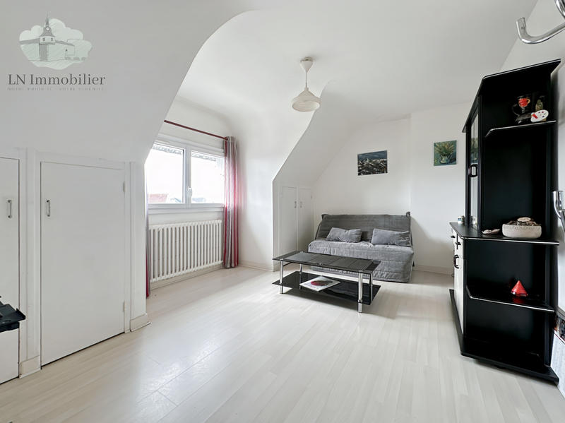 Maison - 129 m² - 9 pièces