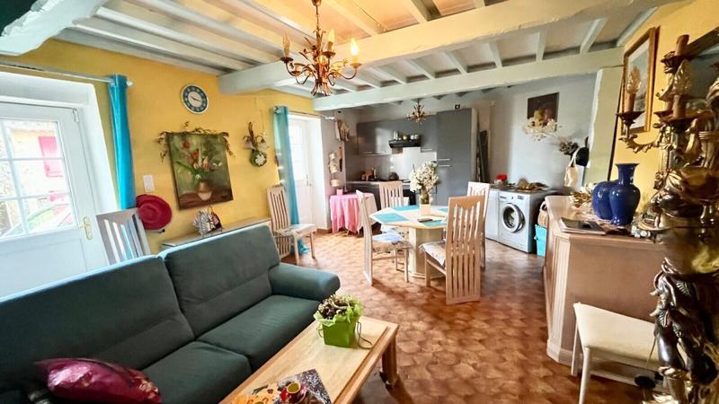 Maison - 92 m² - 5 pièces