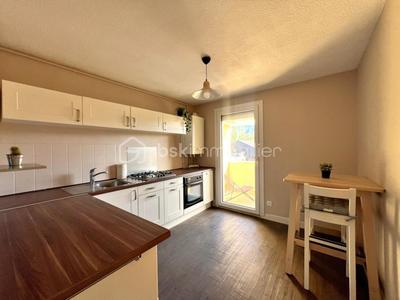 Appartement - 81 m² - 4 pièces