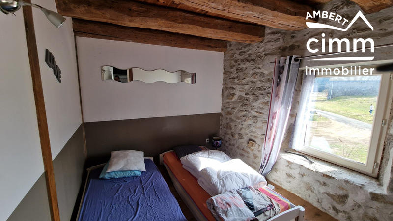 Maison - 225 m² - 8 pièces