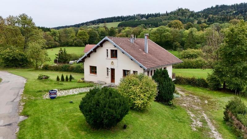 Maison - 122 m² - 5 pièces