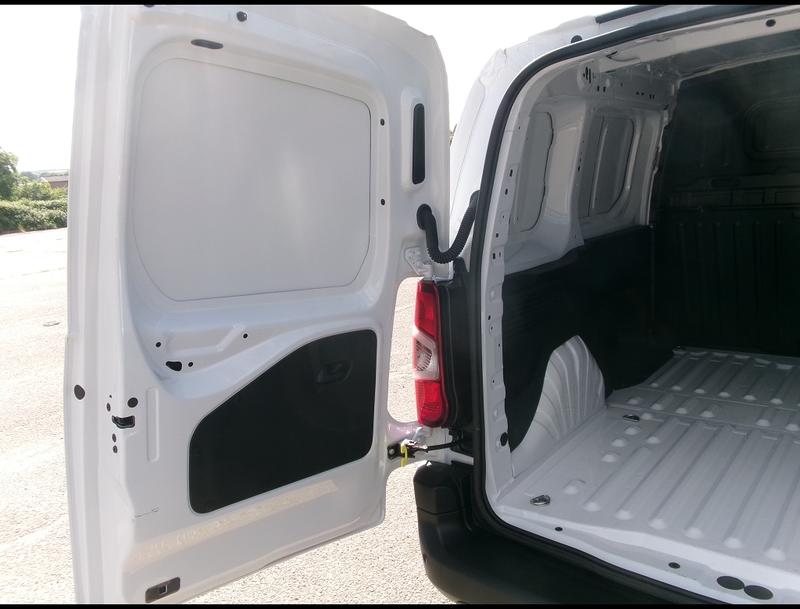 Opel Combo Life Bhdi 130 Elegance Pk Eat8