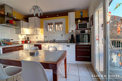 Maison - 118 m² - 5 pièces