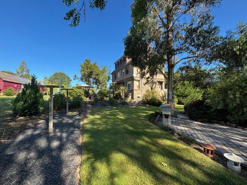 Maison traditionnelle - 160 m² - 6 pièces