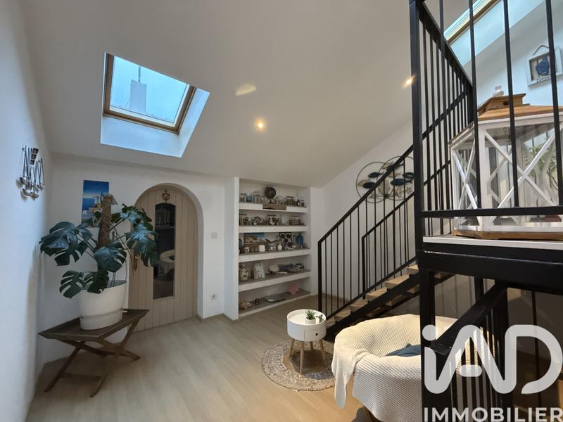 Maison - 179 m² - 7 pièces