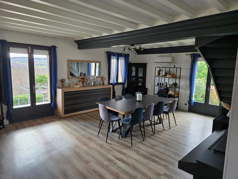 Maison - 145 m² - 5 pièces