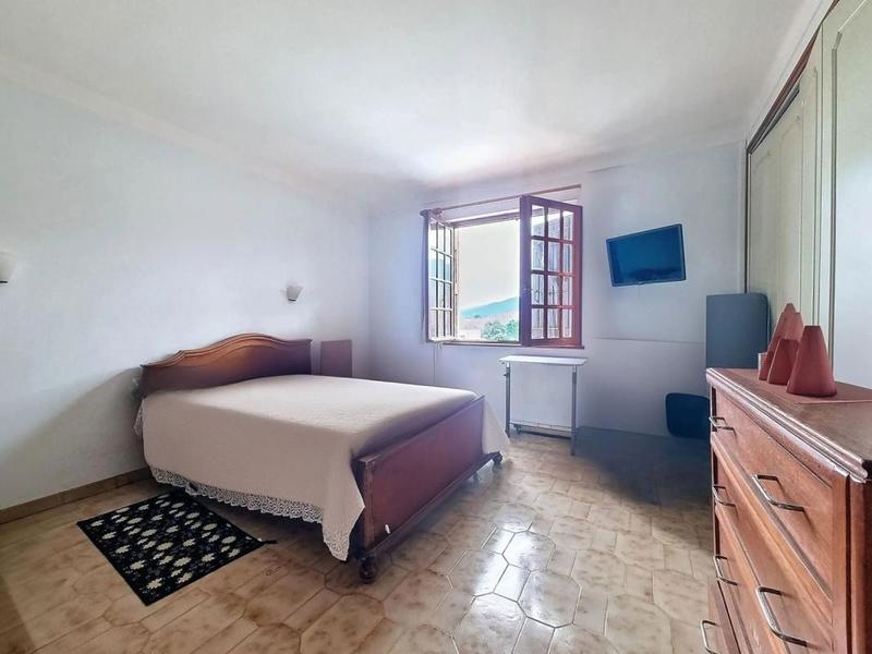 Pavillon - 170 m² - 5 pièces