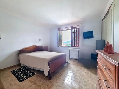 Pavillon - 170 m² - 5 pièces