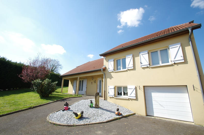 Maison - 150 m² - 6 pièces