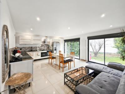 Maison - 156 m² - 6 pièces