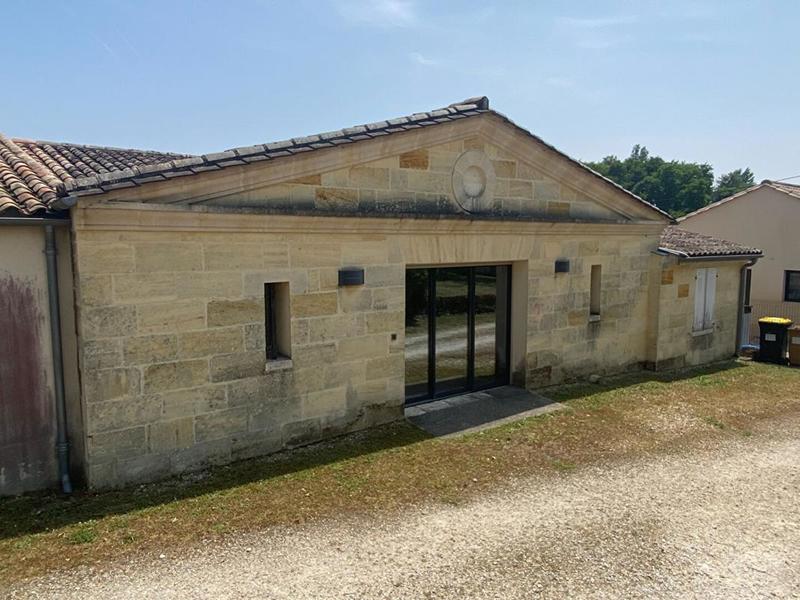 Demeure - 155 m² - 6 pièces