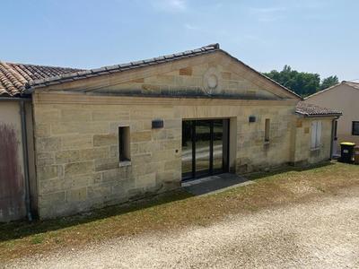 Demeure - 155 m² - 6 pièces