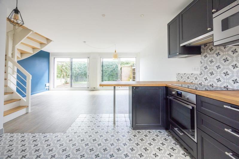 Maison - 85 m² - 5 pièces