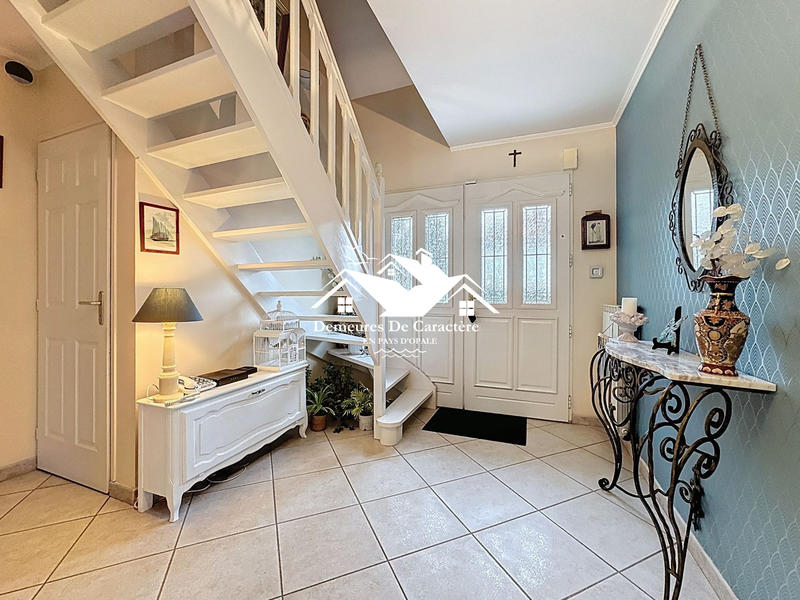 Maison contemporaine - 208 m² - 6 pièces