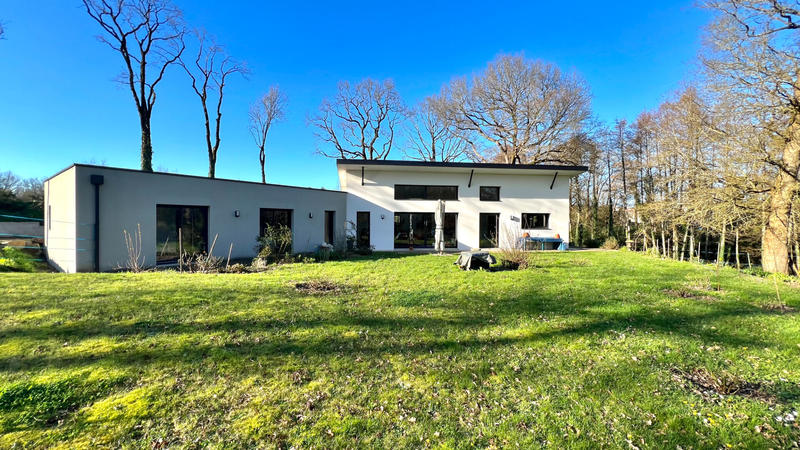 Maison - 160 m² - 5 pièces