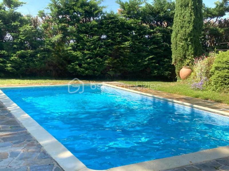 Maison en pierre - 280 m² - 7 pièces