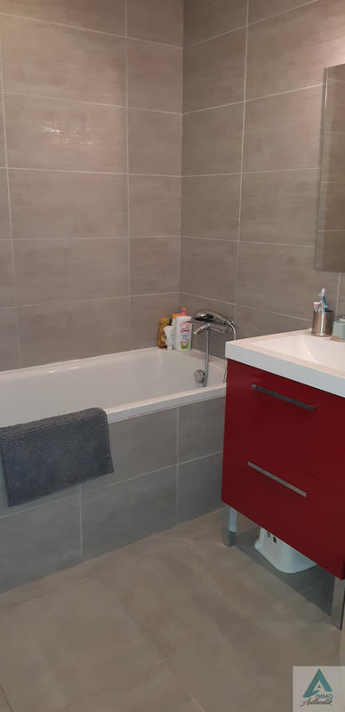 Appartement - 98 m² - 4 pièces