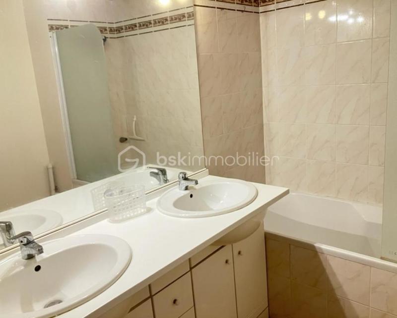 Appartement - 95 m² - 4 pièces