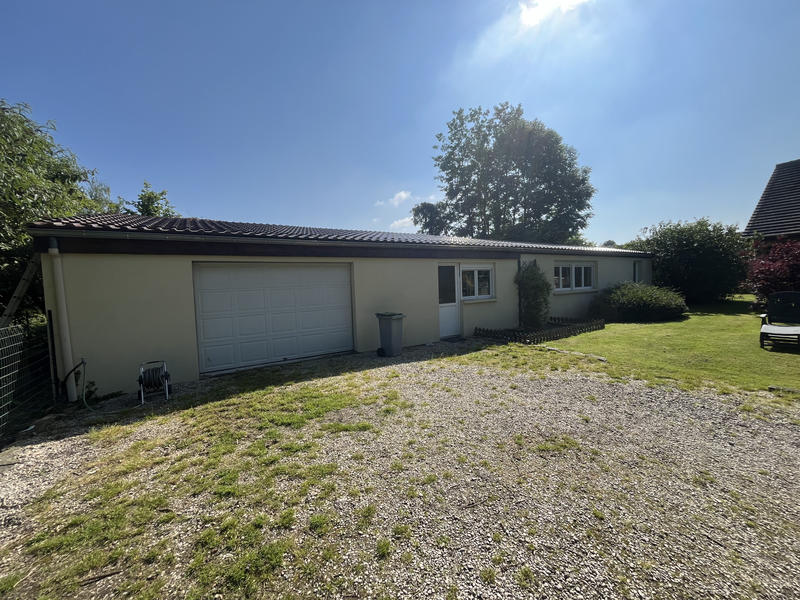 Maison - 163 m² - 8 pièces