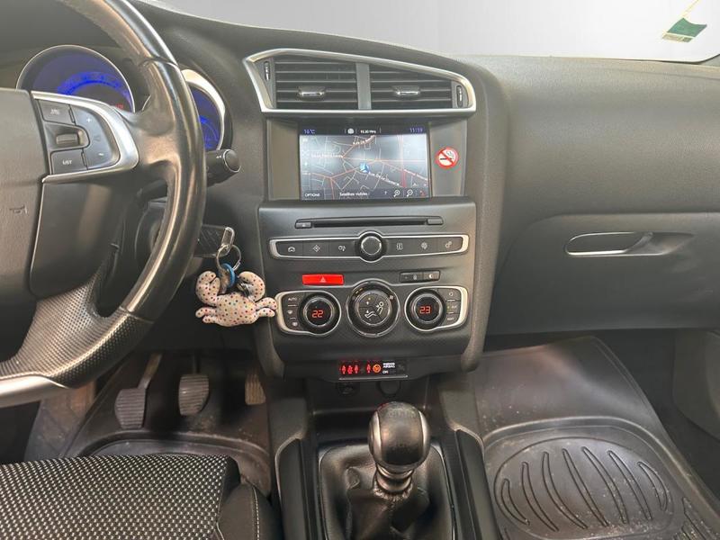 Ds Ds 4 Bluehdi 120 Ch Connected Chic