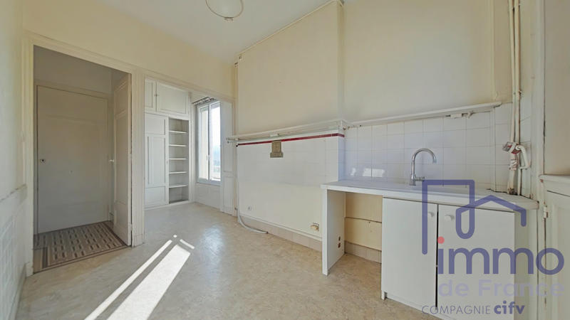Appartement - 79 m² - 3 pièces