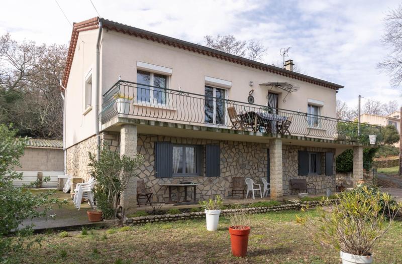 Maison - 148 m² - 7 pièces