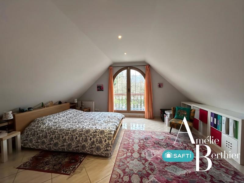 Maison - 142 m² - 4 pièces