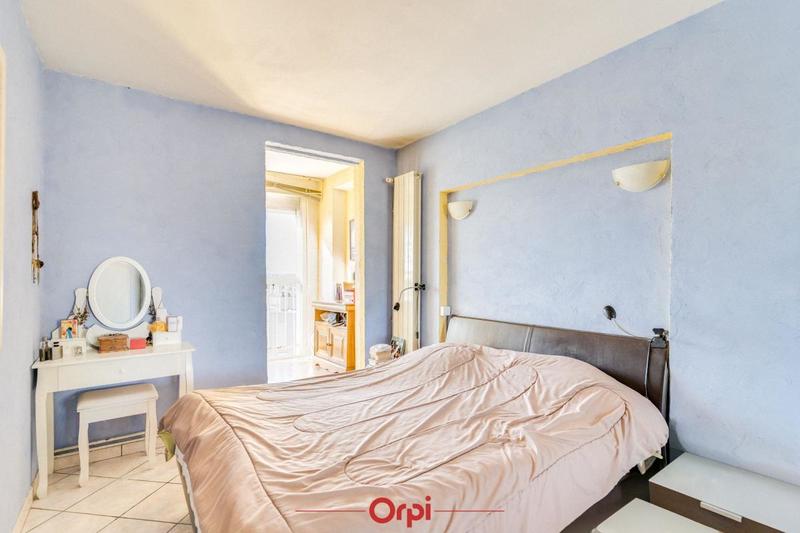 Appartement - 103 m² - 6 pièces