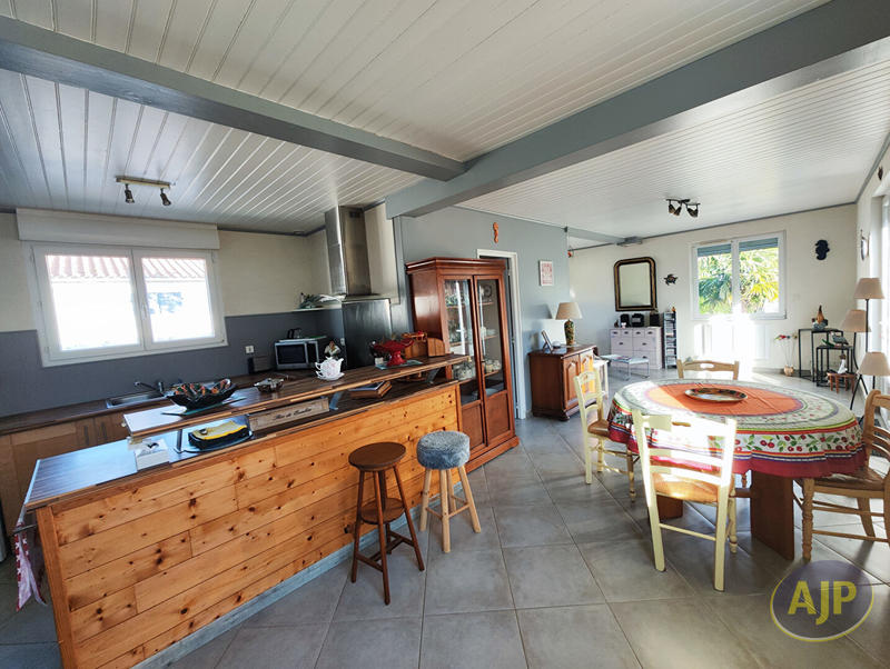 Maison - 125 m² - 5 pièces