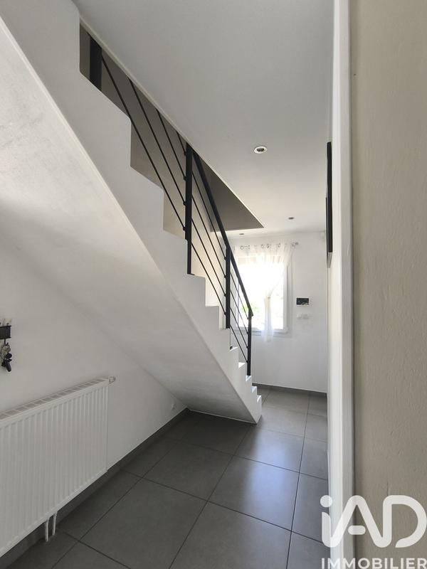Maison - 180 m² - 8 pièces