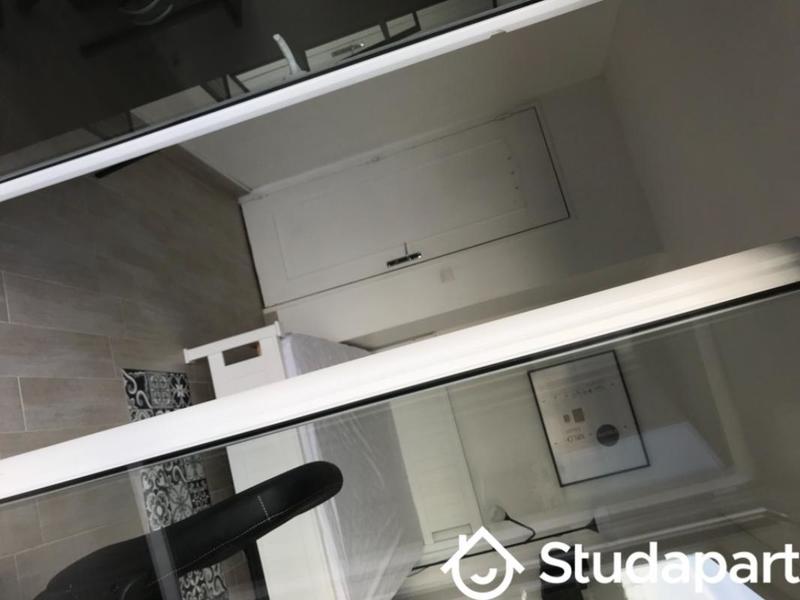 Chambre - 9 m² - 1 pièce