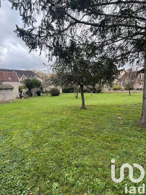 Maison - 227 m² - 8 pièces