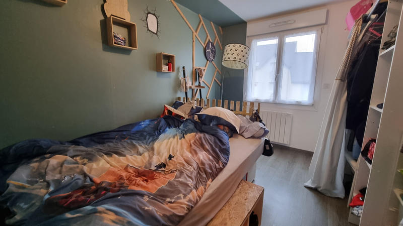 Maison - 90 m² - 5 pièces